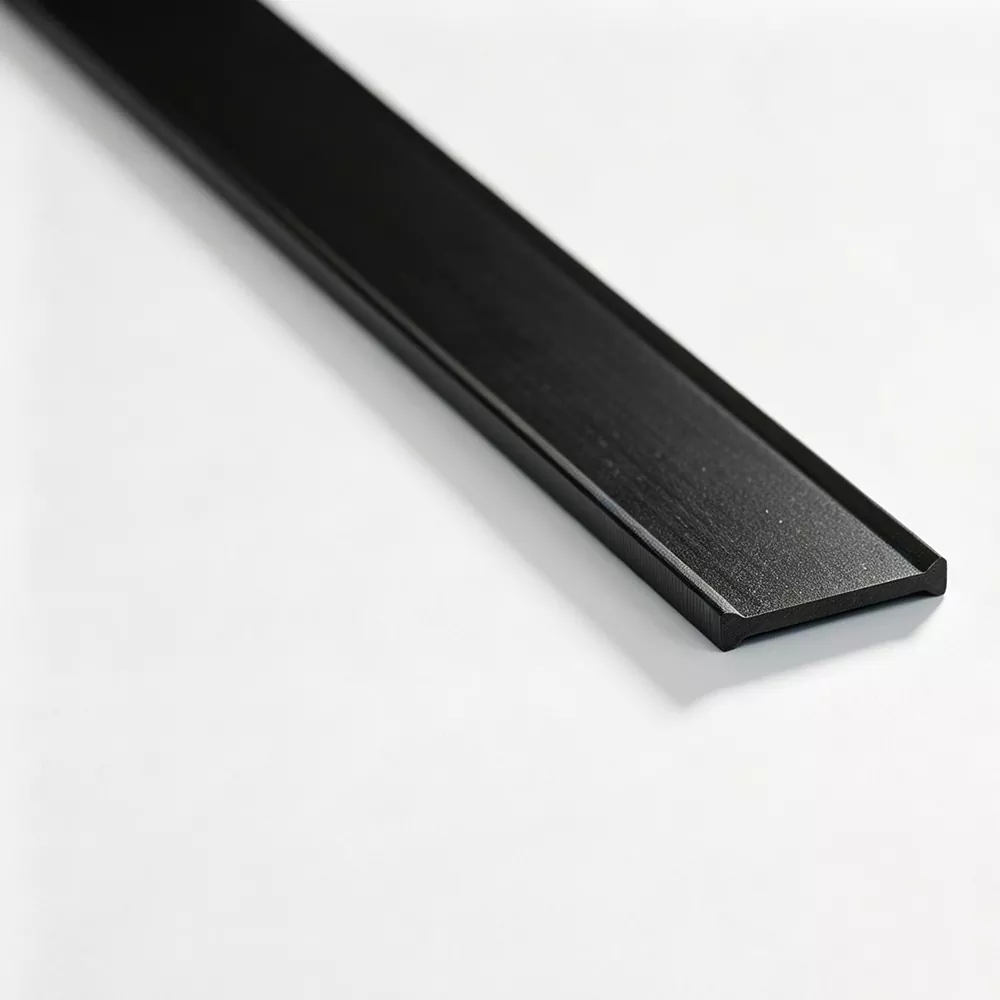 Solidna listwa termoizolacyjna